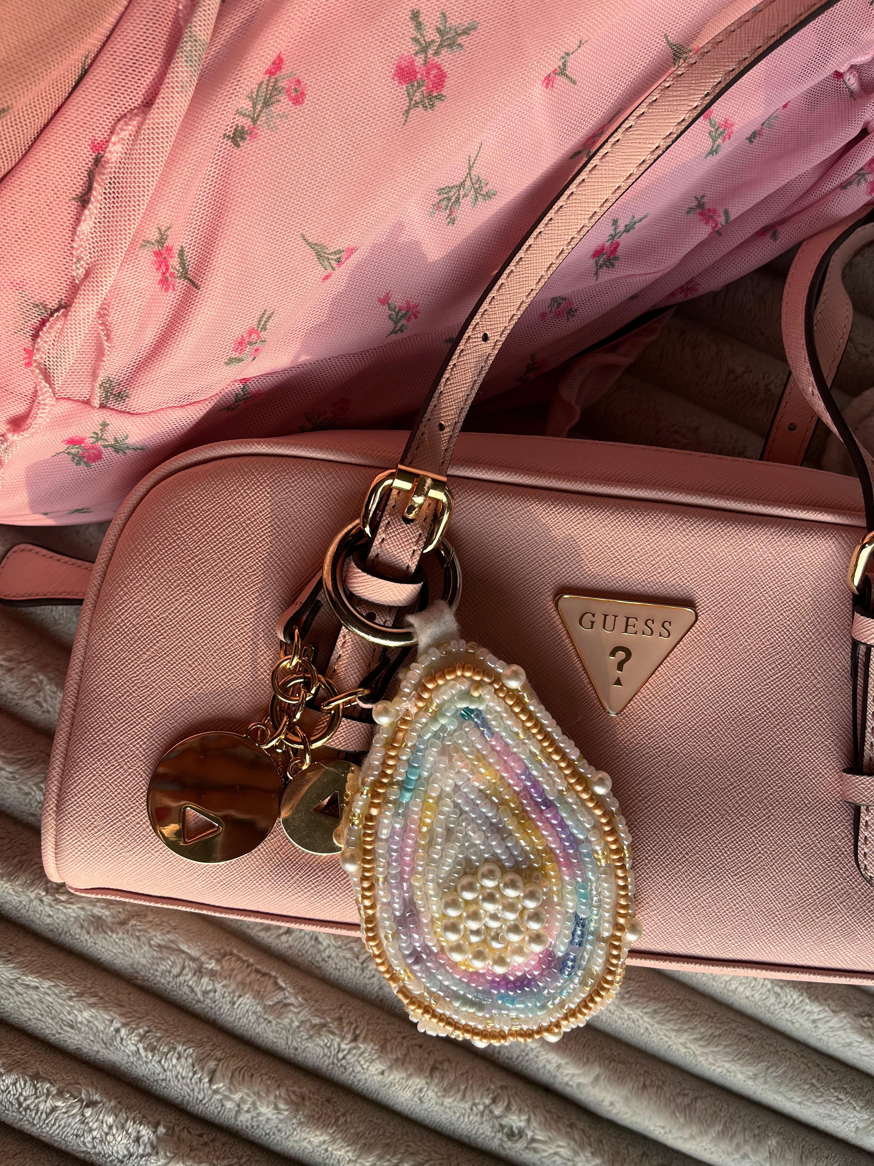 Glistening Oyster Shell Beaded Bag Charm